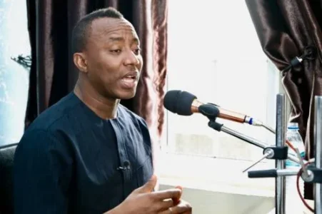 Omoyele Sowore.jpg Omoyele Sowore.jpg