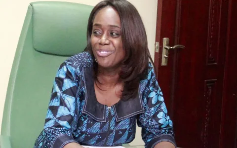 Kemi-Adeosun.jpg Kemi-Adeosun.jpg