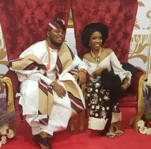 Lala-Akindoju-trad.jpg Lala-Akindoju-trad.jpg