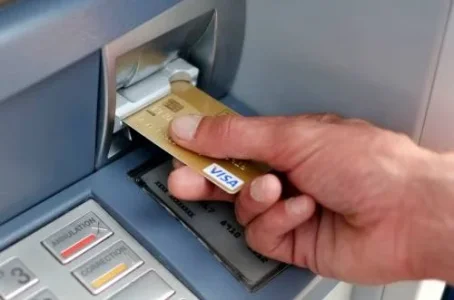 atm.jpg atm.jpg