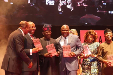 Akinwunmi Ambode with APC Chieftain, Bola Tinubu.jpg Akinwunmi Ambode with APC Chieftain, Bola Tinubu.jpg