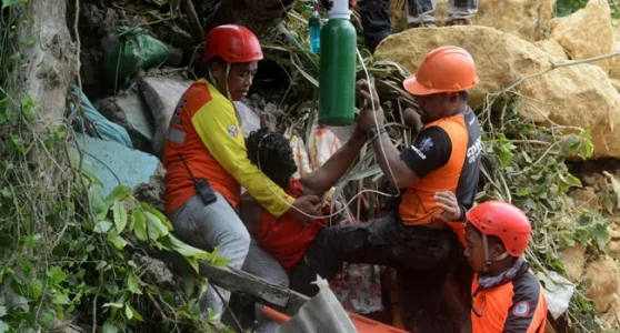 Channels Television-Philippines-Landslide-Rescue workers.jpg Channels Television-Philippines-Landslide-Rescue workers.jpg