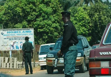 nigerian-police.jpg nigerian-police.jpg