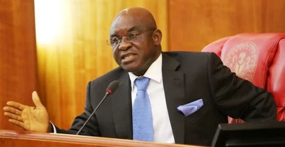David Mark.jpg David Mark.jpg