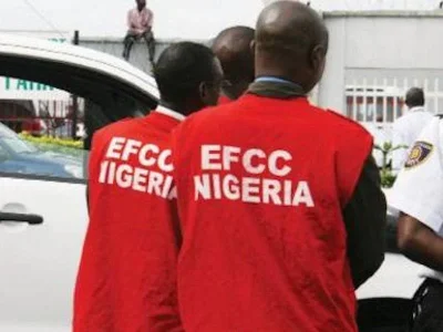 efcc-officials.jpg efcc-officials.jpg