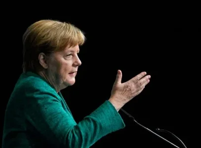 angela.JPG angela.JPG