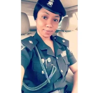 naijaloaded-Police Officer.jpg naijaloaded-Police Officer.jpg