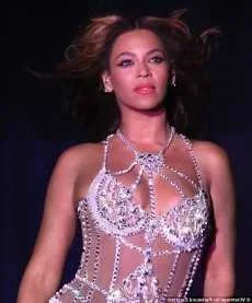 Beyoncé.jpg Beyoncé.jpg