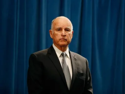 Gov-Jerry-Brown.jpg Gov-Jerry-Brown.jpg