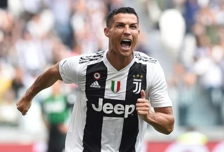 Ronaldo.jpg Ronaldo.jpg