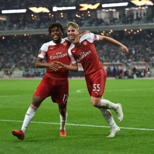 Alex-Iwobi-and-Emile-Rowe-Smith.jpg Alex-Iwobi-and-Emile-Rowe-Smith.jpg