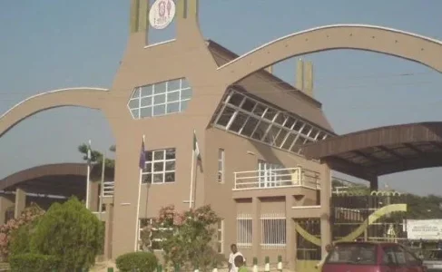 uniben.JPG uniben.JPG