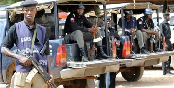 Nigeria-police.jpg Nigeria-police.jpg