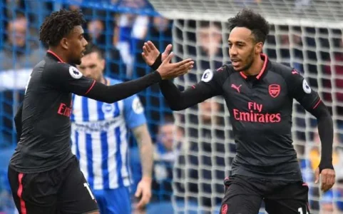 arsenal-stars.jpg arsenal-stars.jpg