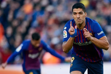 Luis Suarez.jpg Luis Suarez.jpg