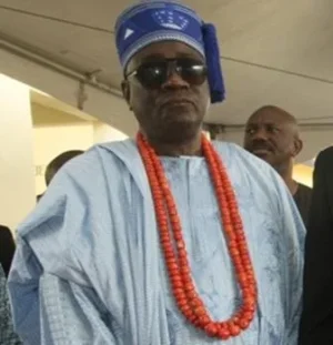 Oba-Rilwanu-Akiolu.jpg Oba-Rilwanu-Akiolu.jpg