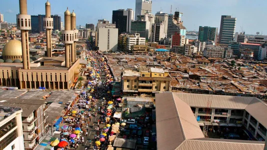 Aerial view of buildings and markets on Lagos Island..jpg Aerial view of buildings and markets on Lagos Island..jpg