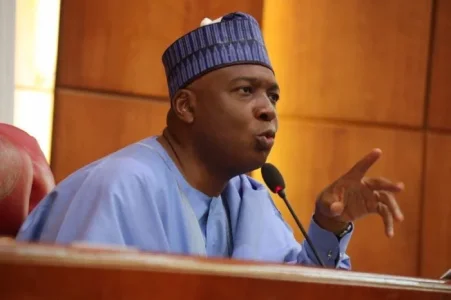 Saraki.jpeg