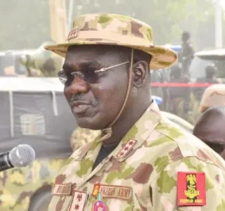 buratai.JPG buratai.JPG