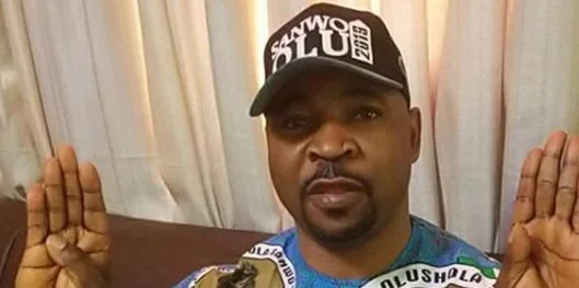 mc oluomo.JPG
