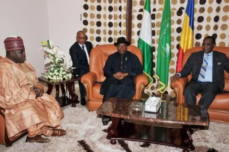 GEJ N SHERIFF.jpg GEJ N SHERIFF.jpg