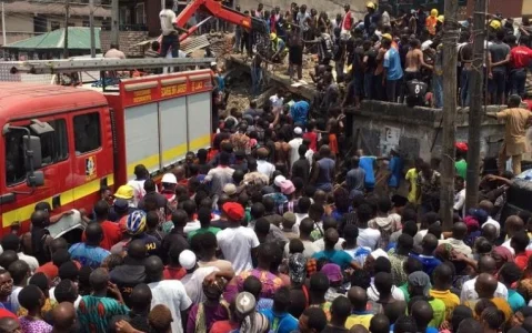 lagos.JPG