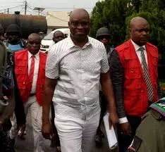 EFCC vs Fayose.jpg EFCC vs Fayose.jpg