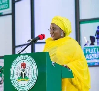 aisha.JPG aisha.JPG