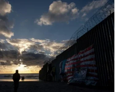 wall.JPG wall.JPG