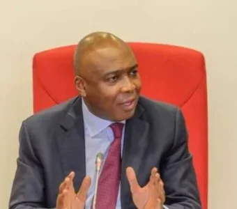 saraki.JPG