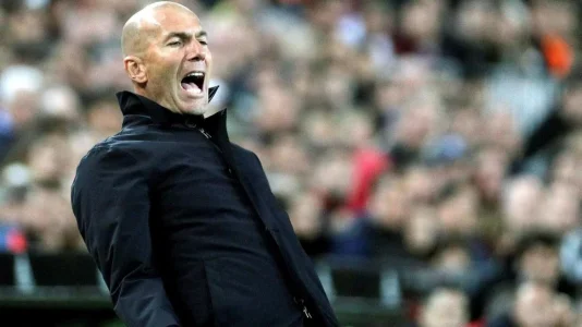 Zinedine Zidane.jpg Zinedine Zidane.jpg