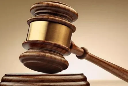 court.JPG court.JPG