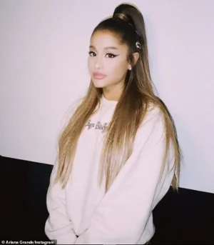 Ariana Grande.jpg Ariana Grande.jpg