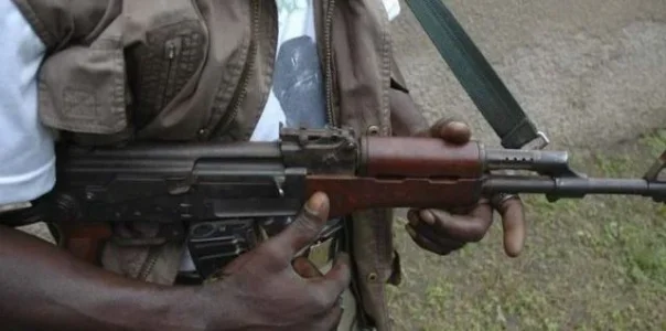 gun.JPG gun.JPG