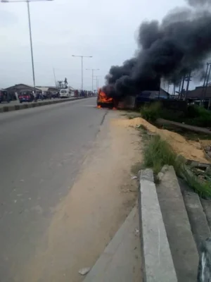 bus fire.jpg bus fire.jpg