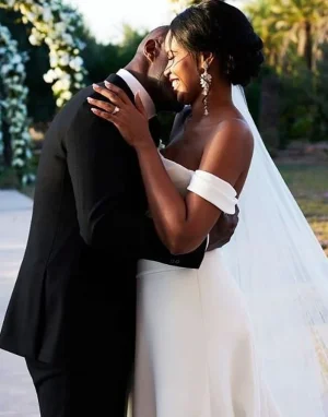 Idris Elba and Sabrina Dhowre.jpg Idris Elba and Sabrina Dhowre.jpg