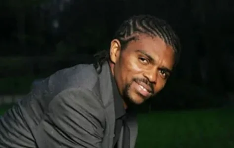 kanu.JPG kanu.JPG