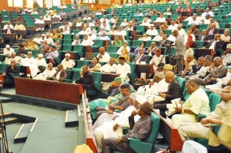 drama-as-3-apc-house-of-assembly-lawmakers-dump-party.jpg drama-as-3-apc-house-of-assembly-lawmakers-dump-party.jpg
