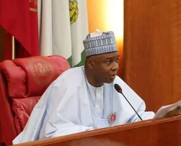 saraki.JPG