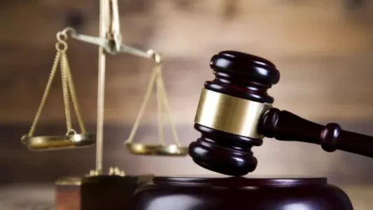court gravel.JPG