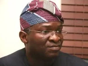 fashola_-_copy_6-300x226.jpg fashola_-_copy_6-300x226.jpg