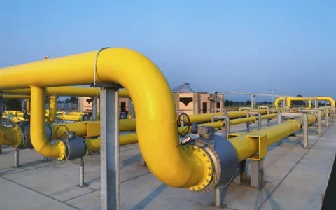 gas.jpg gas.jpg