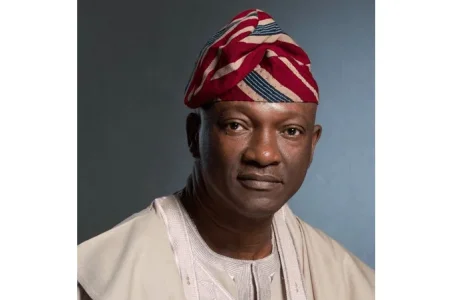 Mr.-Jimi-Agbaje.png Mr.-Jimi-Agbaje.png