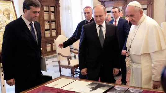 Putin - pope.jpg Putin - pope.jpg