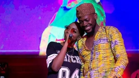Adekunle-Gold-and-Simi.jpg Adekunle-Gold-and-Simi.jpg