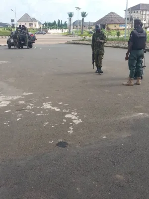 soldiers imo.jpg soldiers imo.jpg