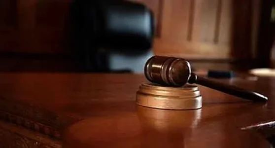 Court-Gavel.jpg Court-Gavel.jpg