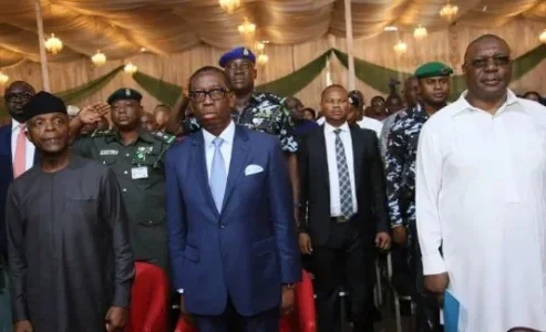 okowa.JPG okowa.JPG