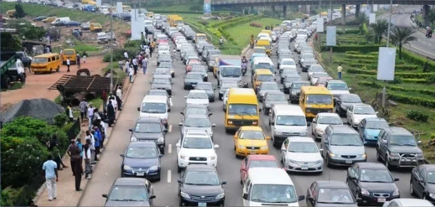 Lagos traffic.jpg Lagos traffic.jpg