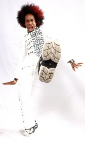 Denrele Edun.jpg Denrele Edun.jpg